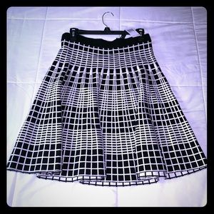 💋NWT Chic Chelsea & Theodore Sweater Skirt SZ L